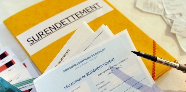5292824-celibataires-seniors-les-nouveaux-visages-du-surendettement